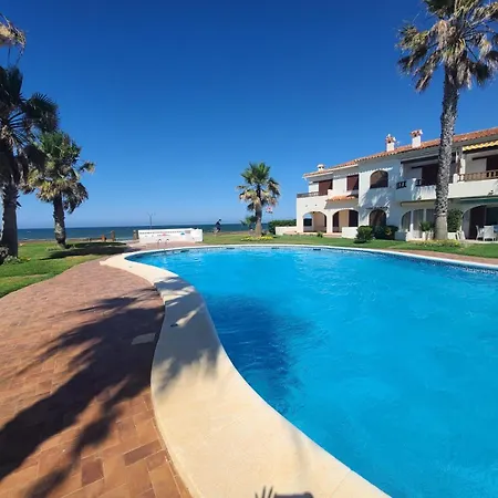 Nueva Playa Holiday home *